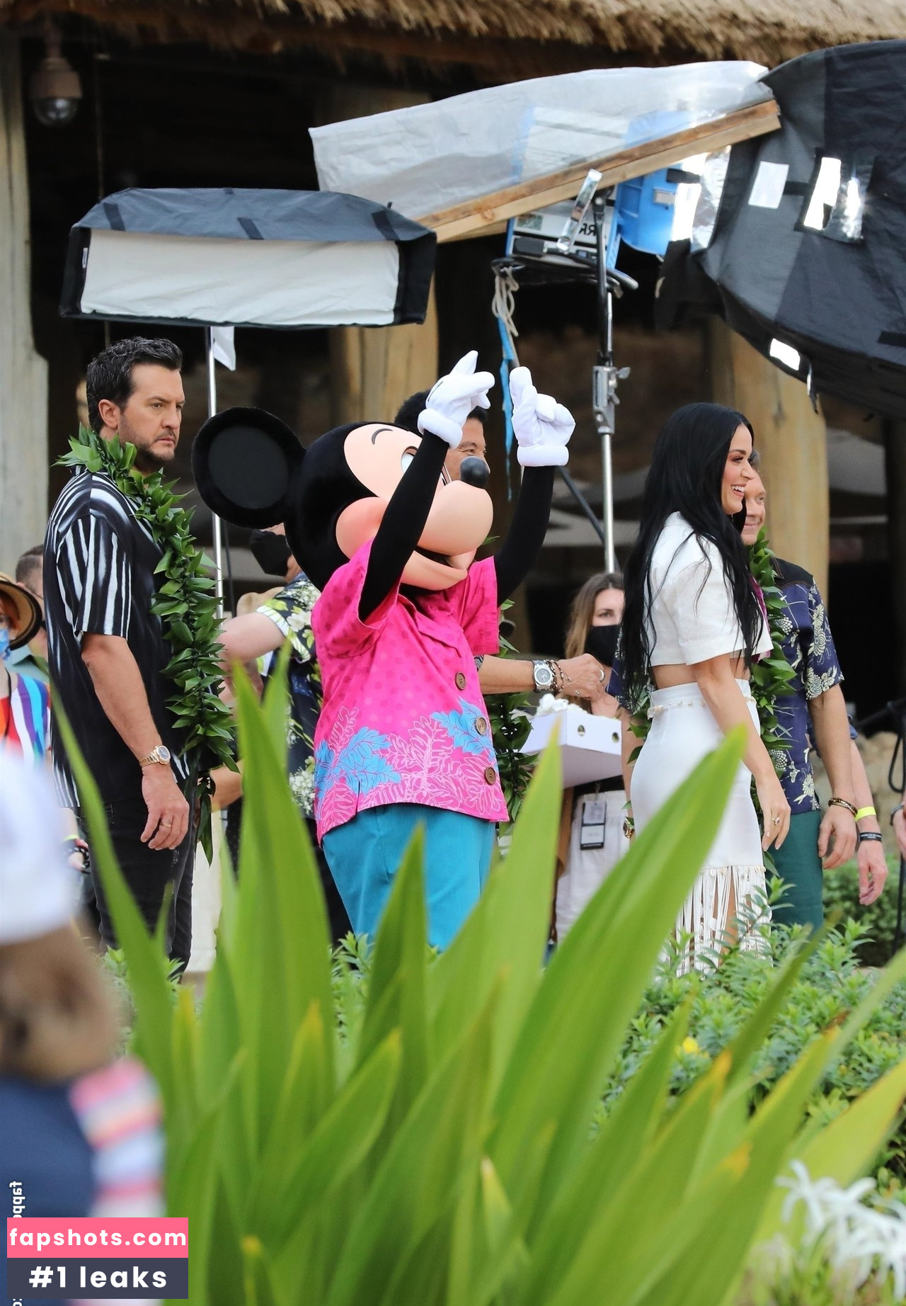 Katy Perry gallery photo #3183