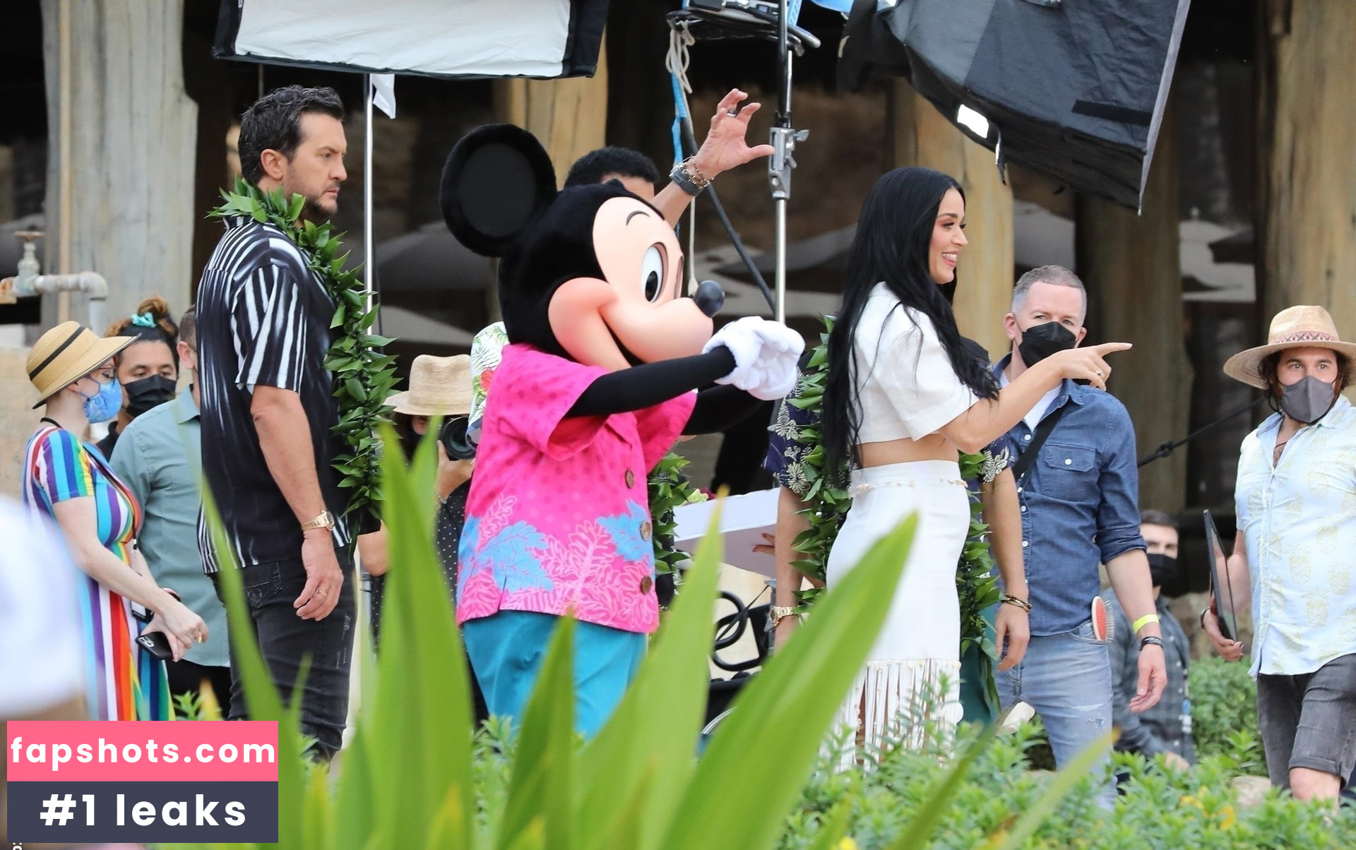 Katy Perry gallery photo #3197