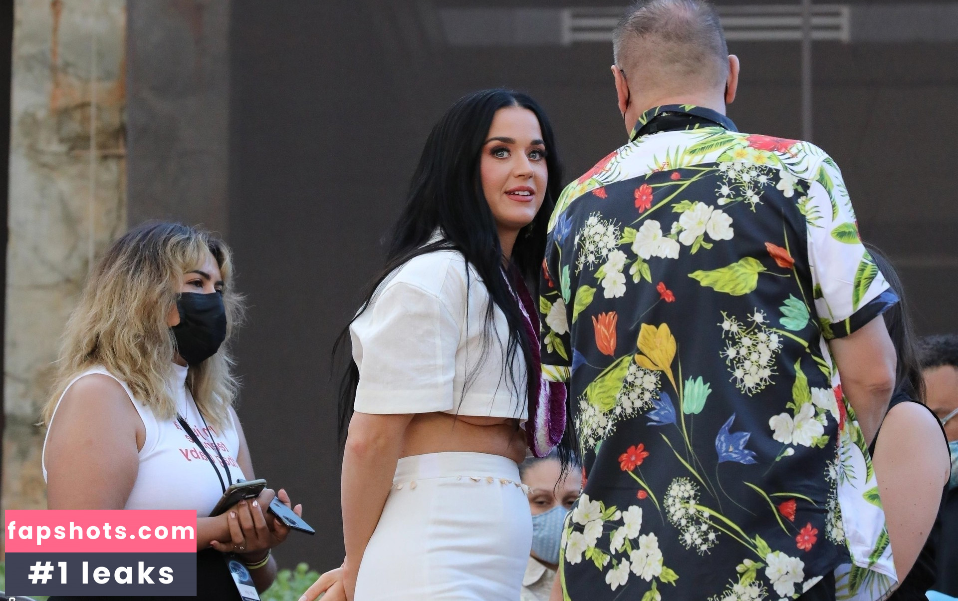 Katy Perry gallery photo #3209