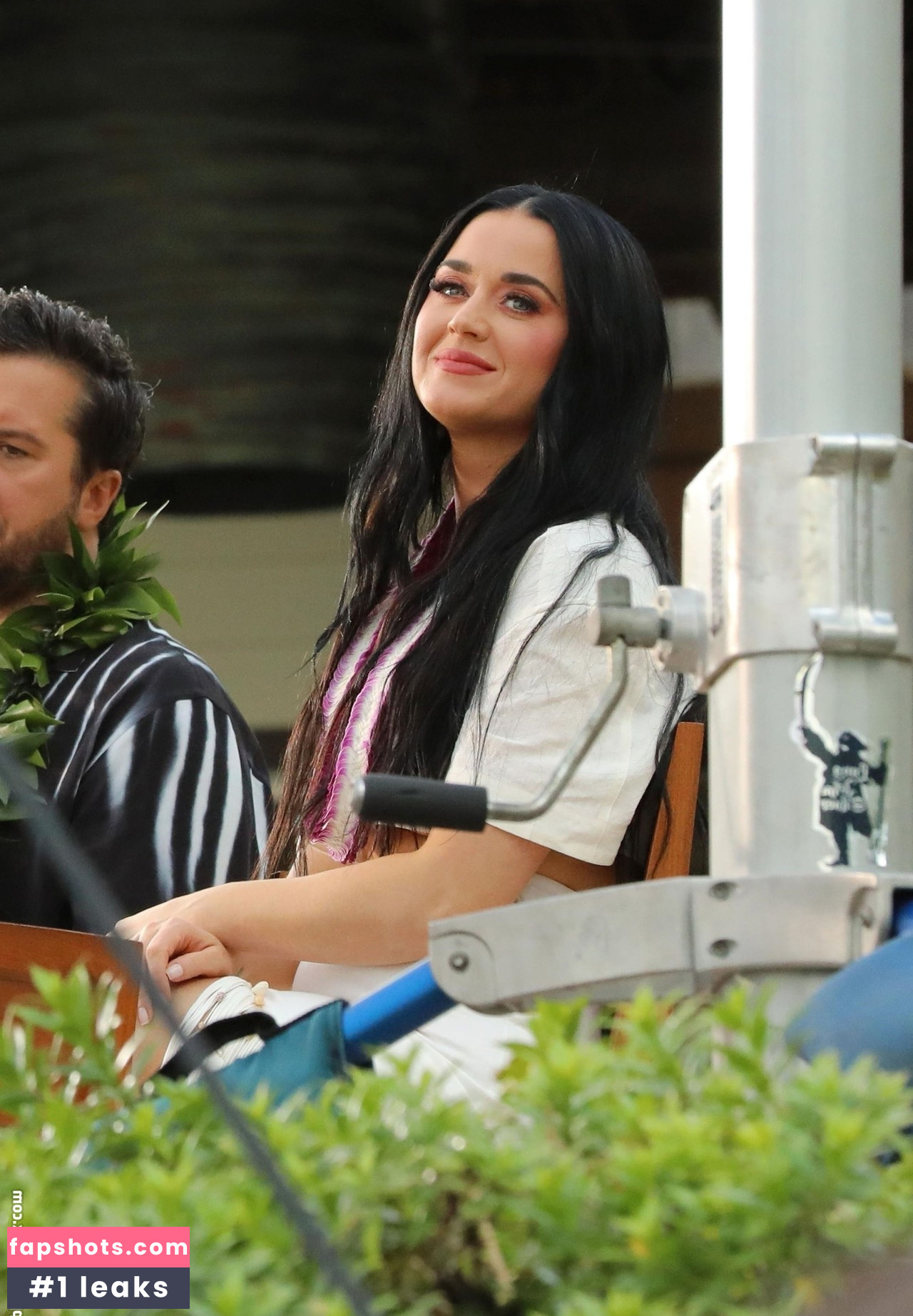 Katy Perry gallery photo #3210