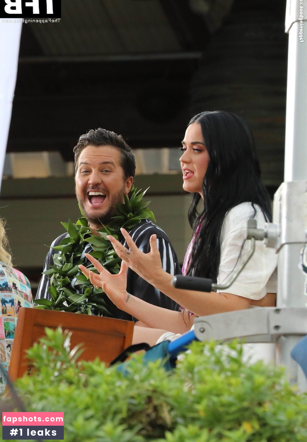 Katy Perry gallery photo #3274