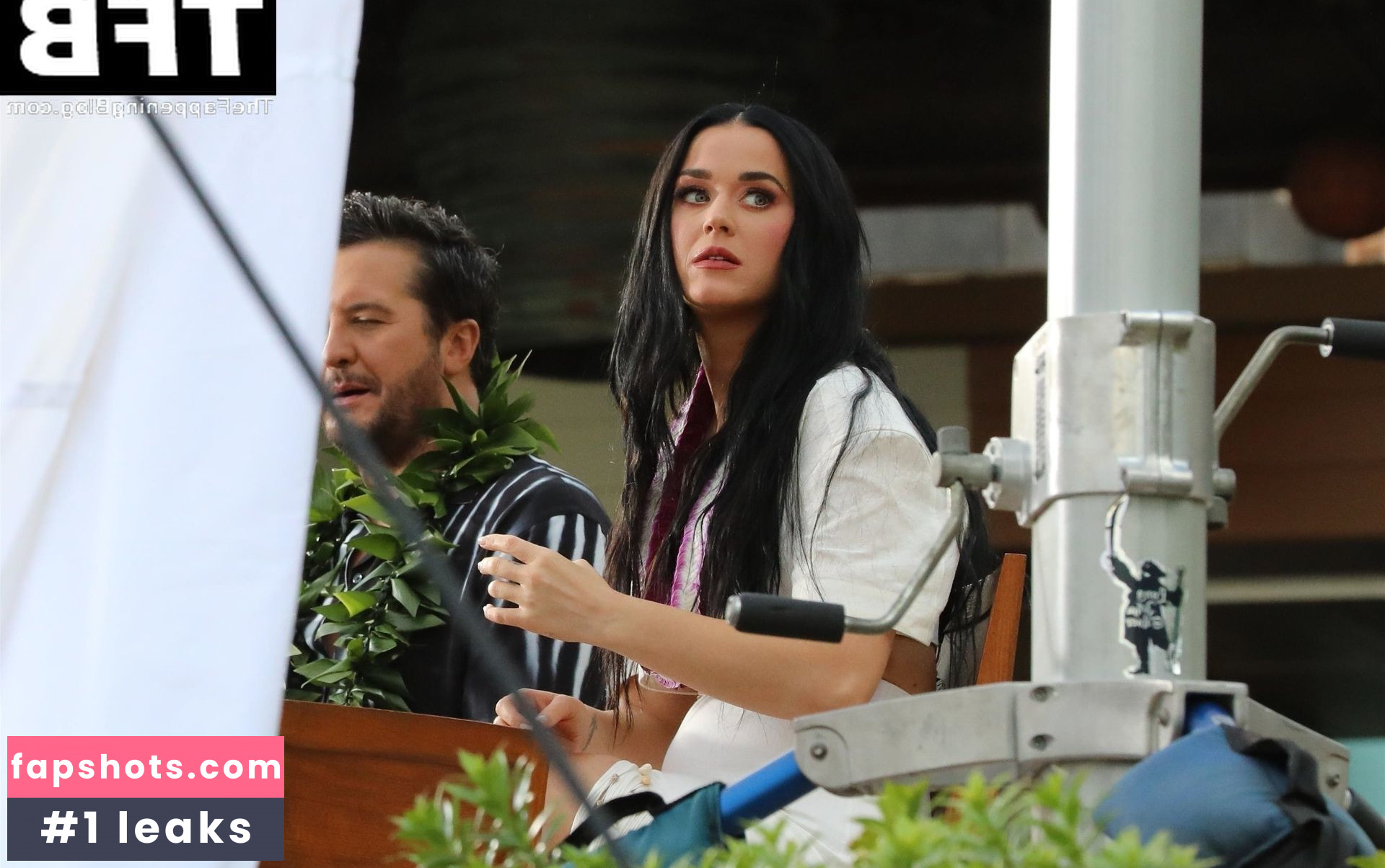 Katy Perry gallery photo #3277