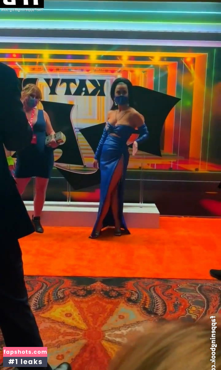 Katy Perry gallery photo #3305