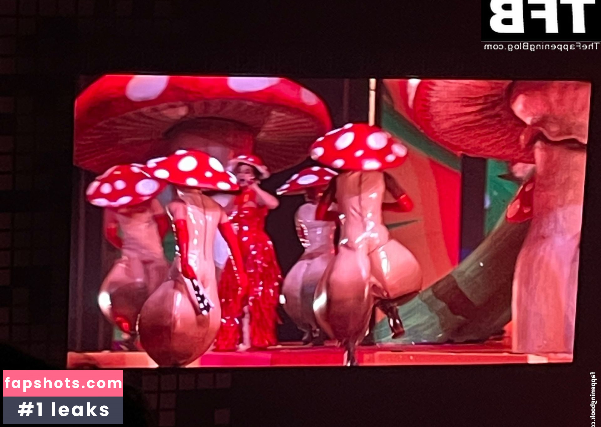 Katy Perry gallery photo #3333