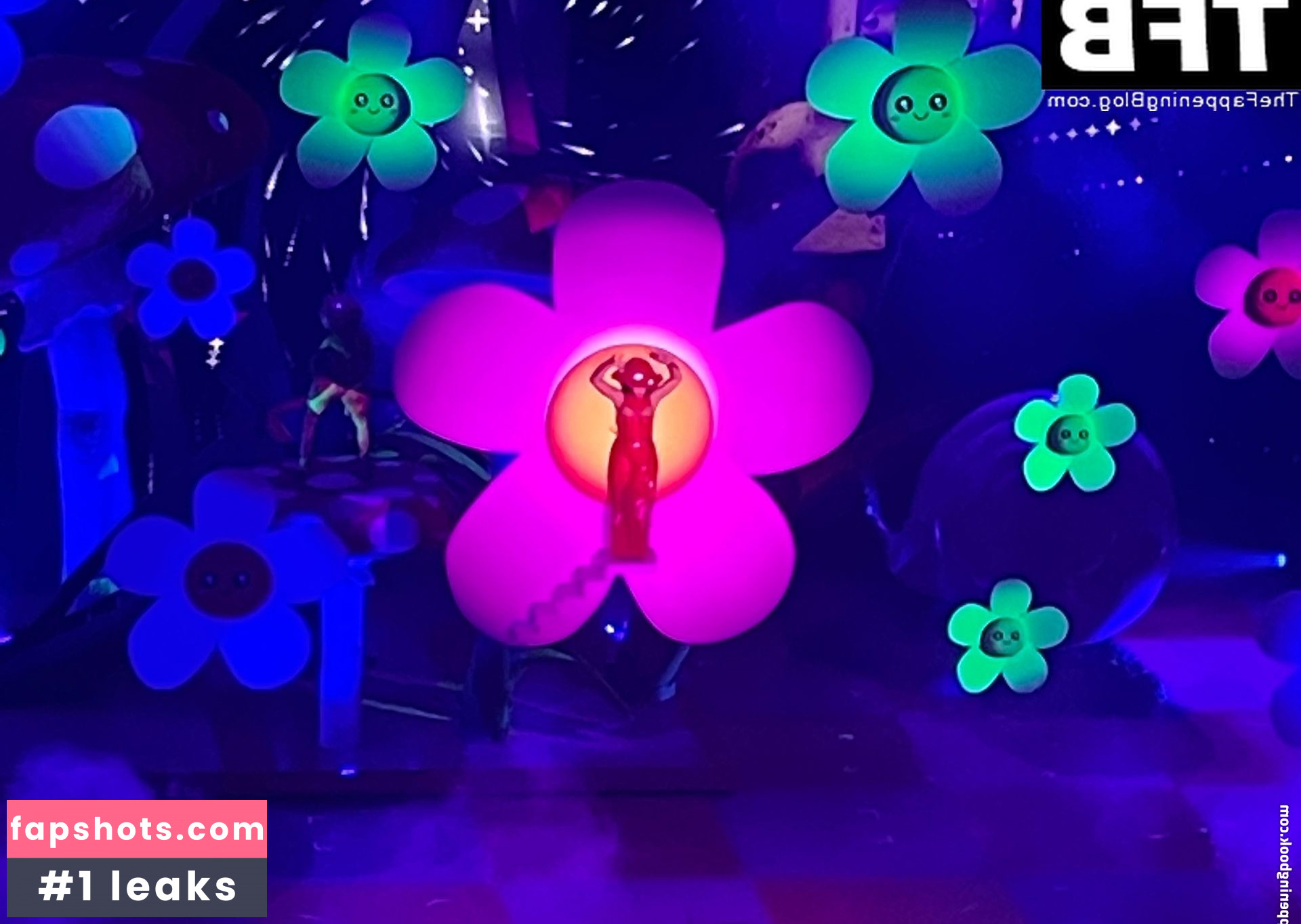 Katy Perry gallery photo #3341