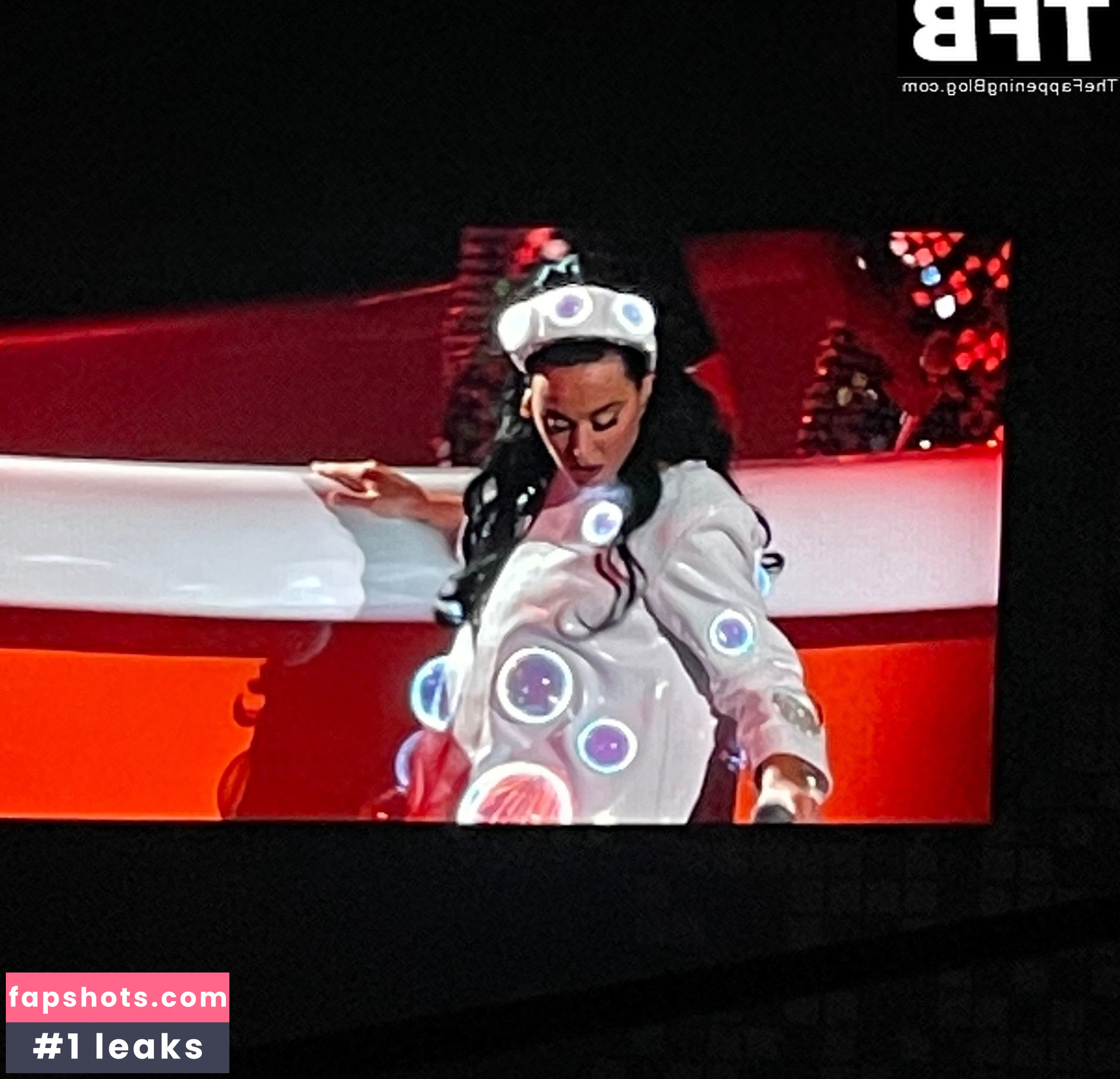 Katy Perry gallery photo #3343