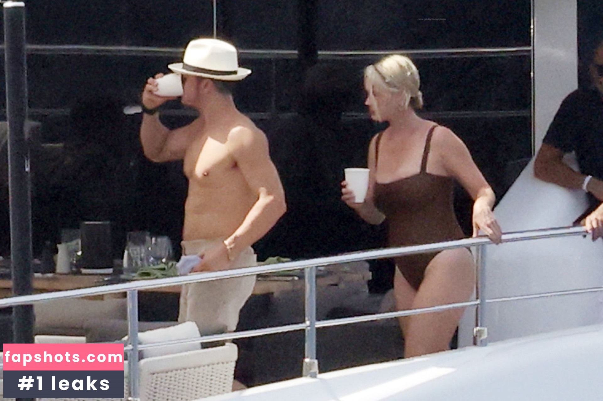 Katy Perry gallery photo #3407