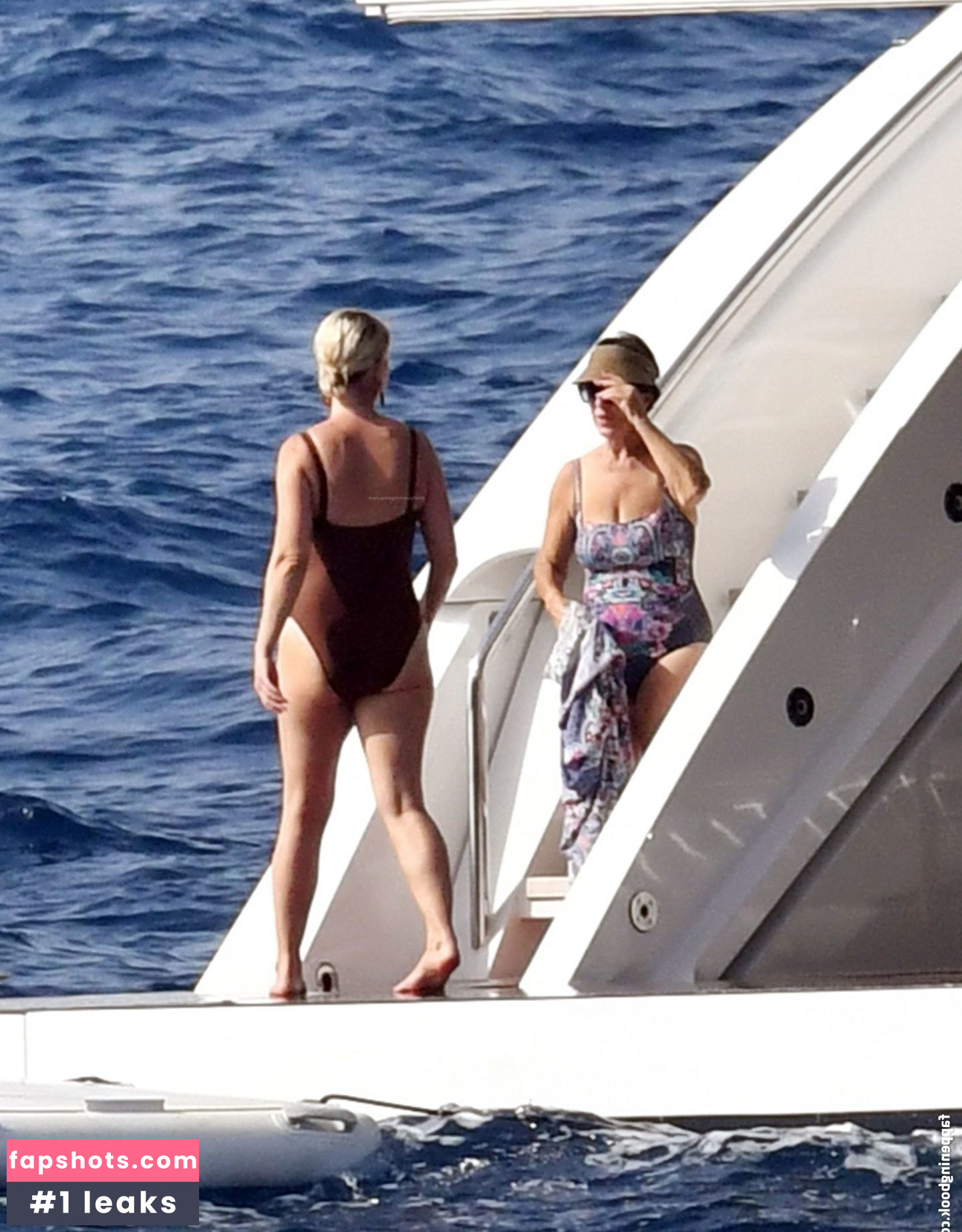 Katy Perry gallery photo #3409