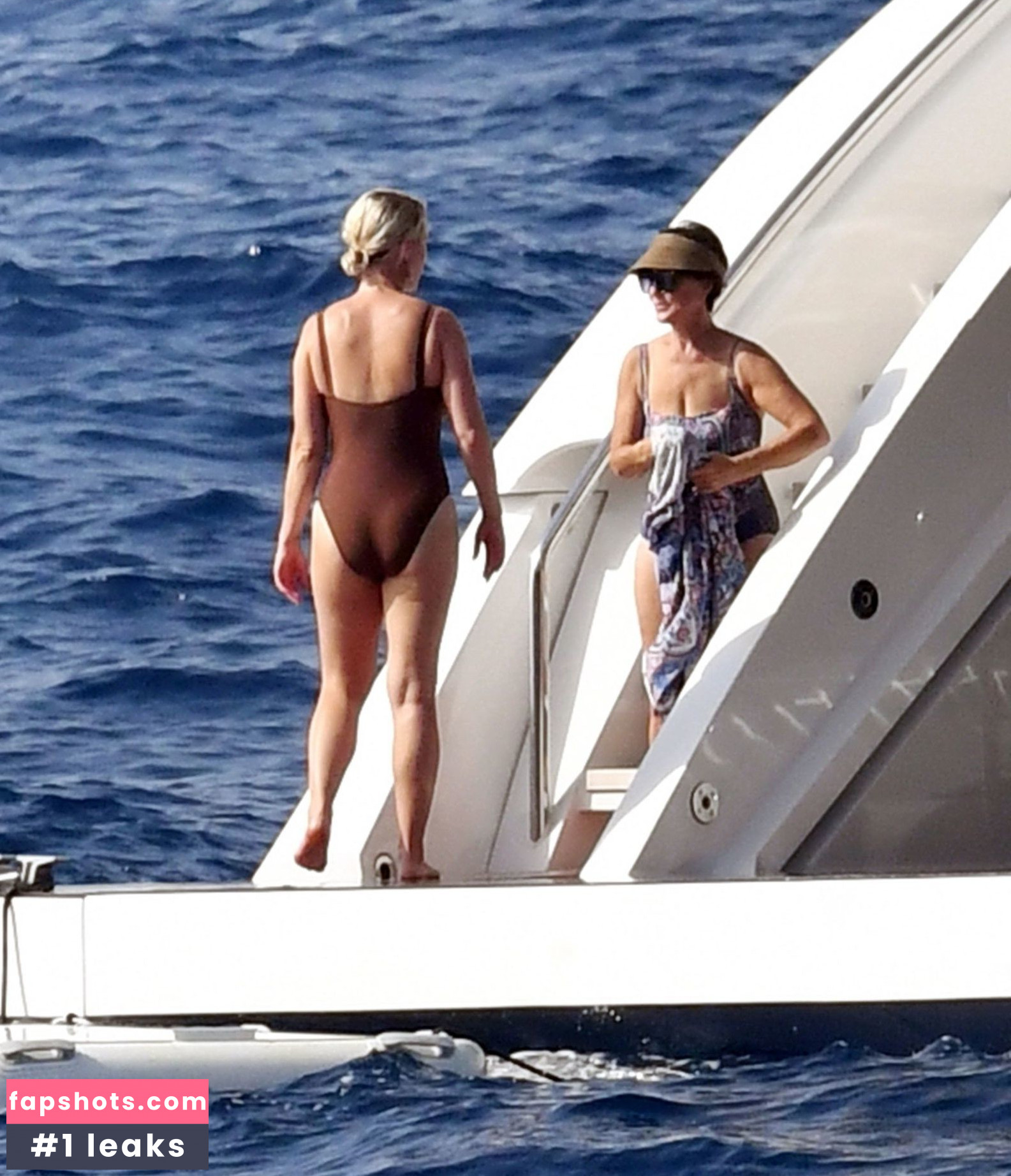 Katy Perry gallery photo #3410