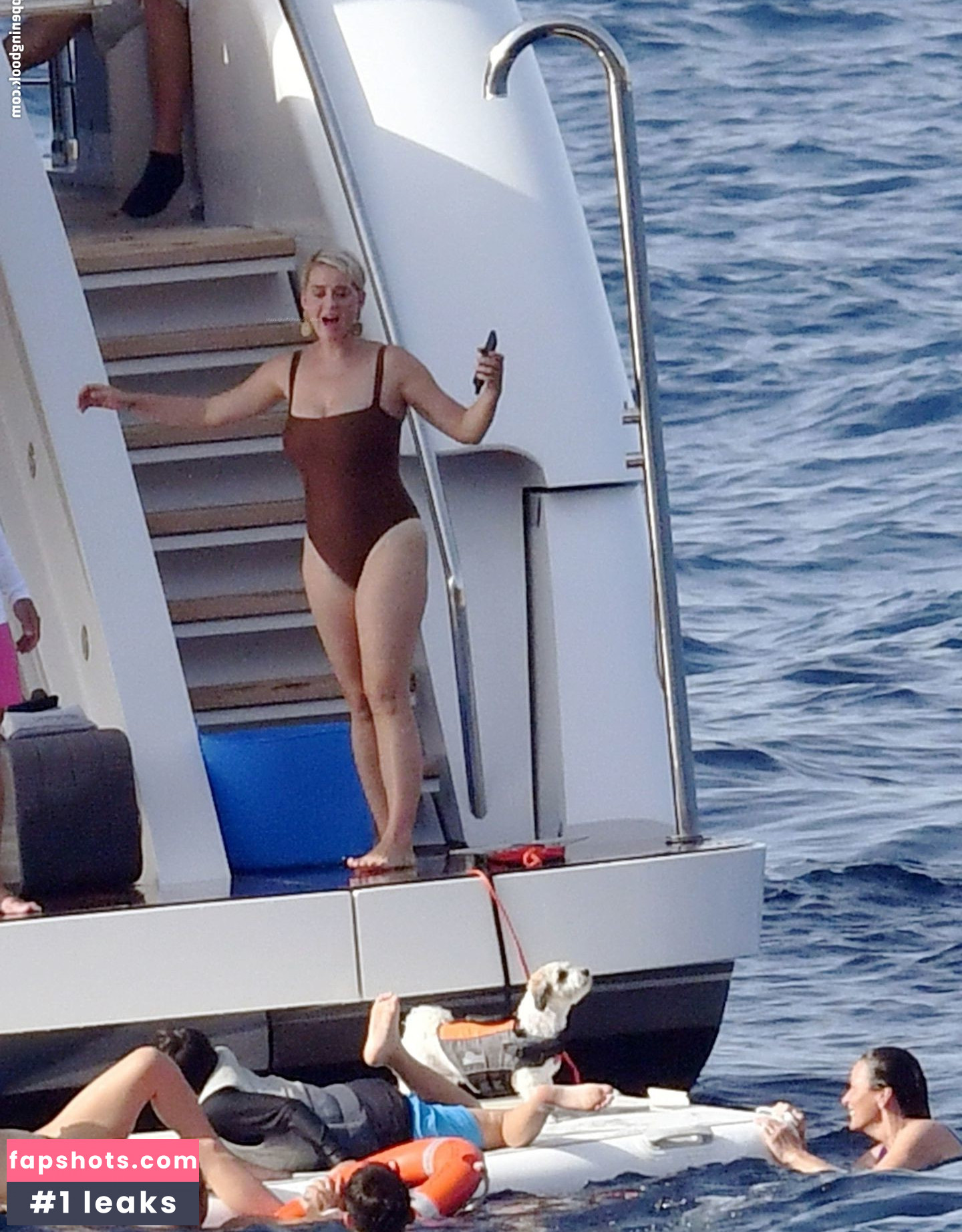 Katy Perry gallery photo #3414