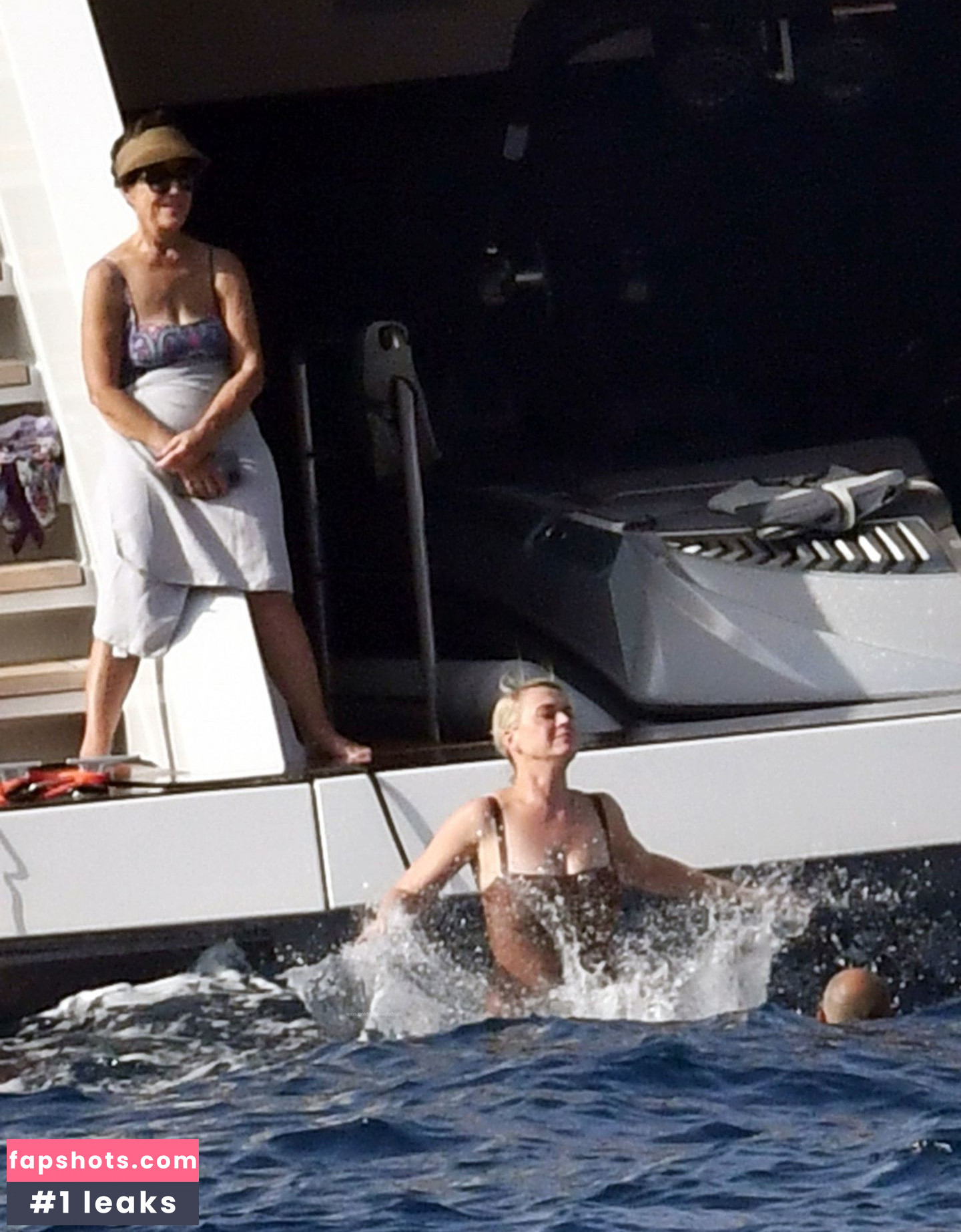 Katy Perry gallery photo #3426