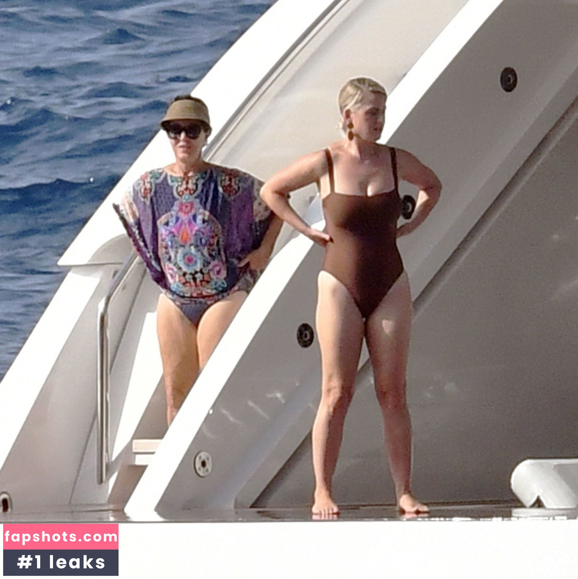 Katy Perry gallery photo #3436