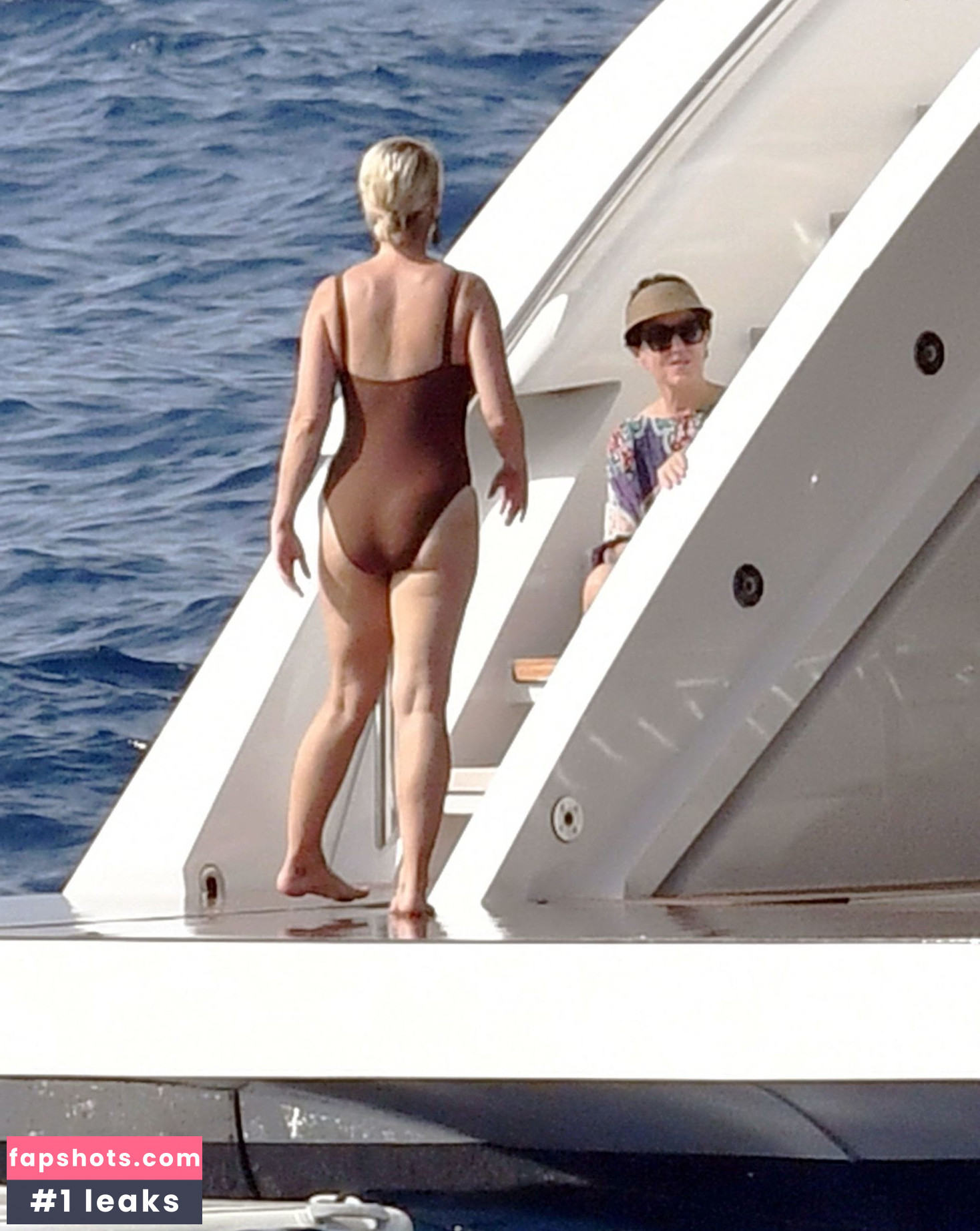 Katy Perry gallery photo #3438