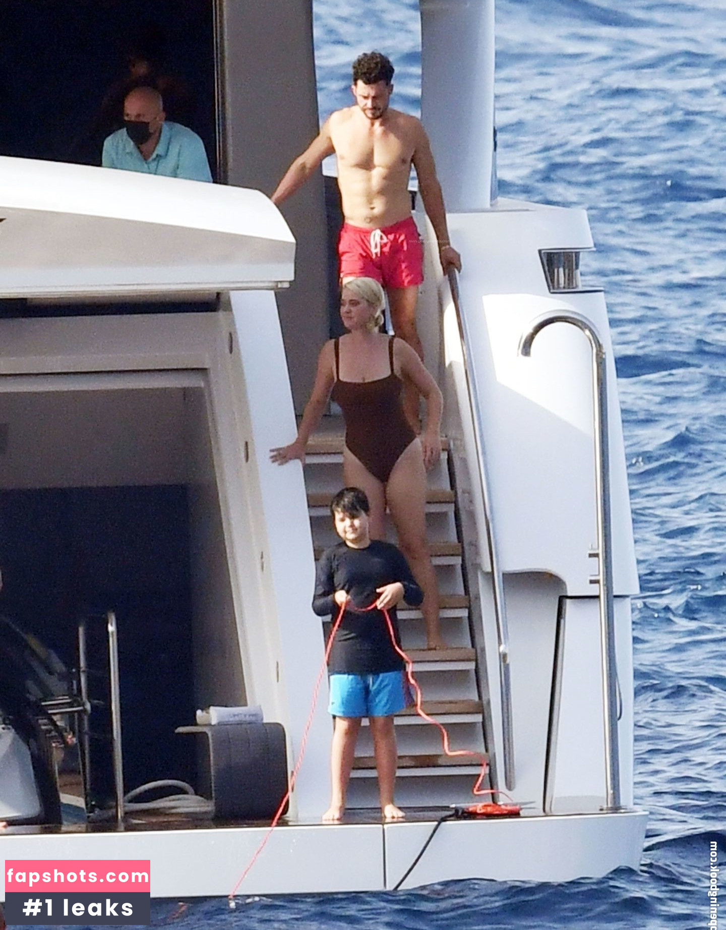 Katy Perry gallery photo #3452