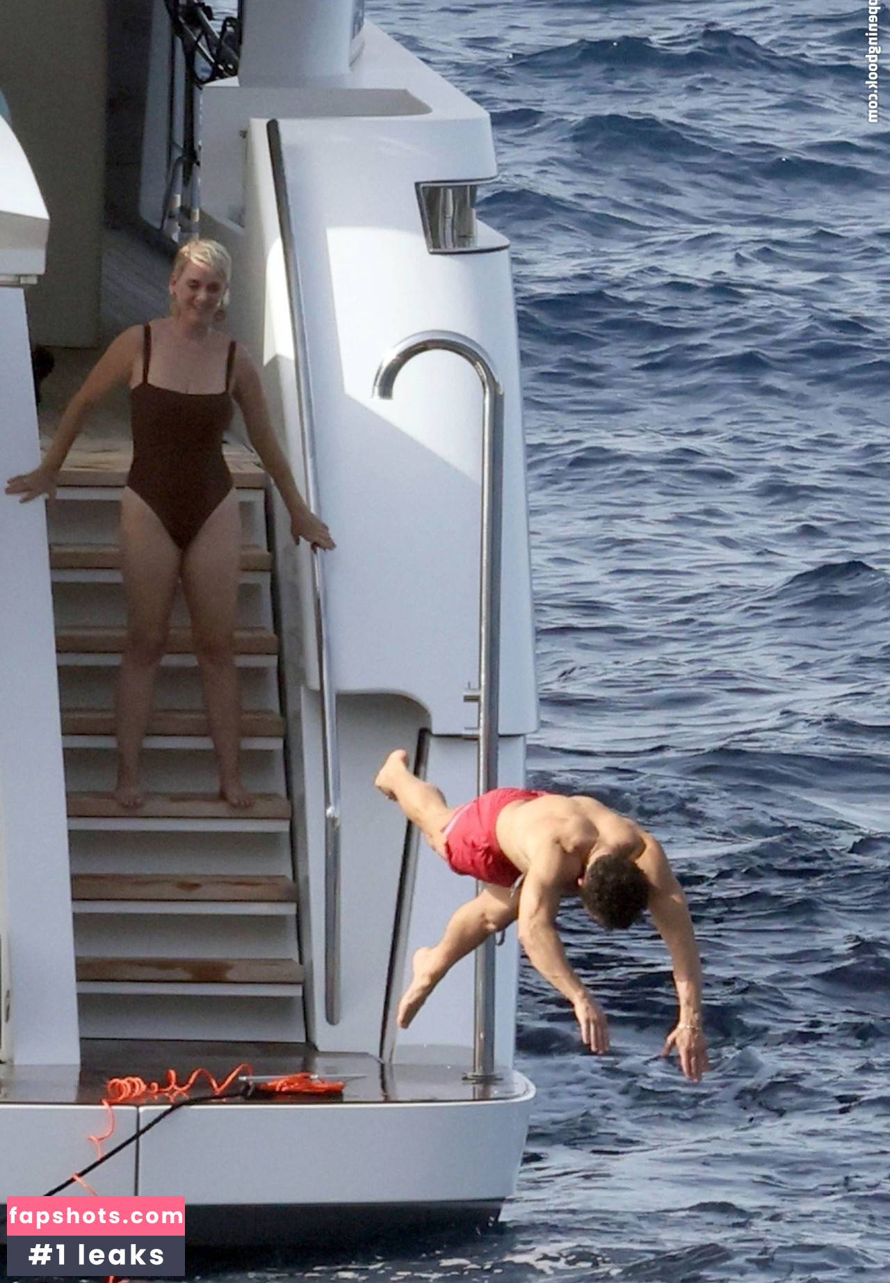 Katy Perry gallery photo #3458