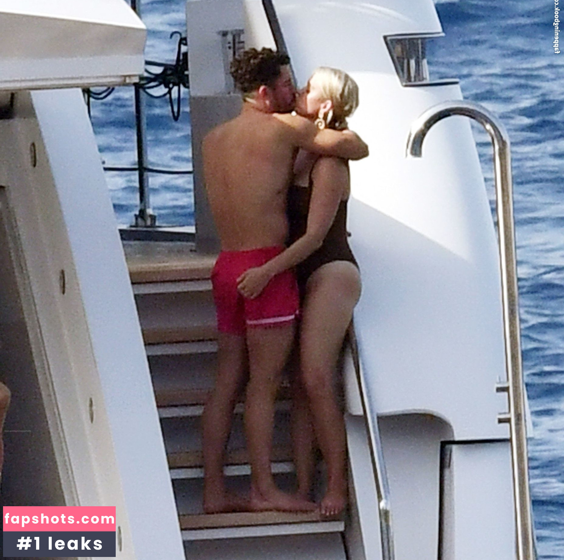 Katy Perry gallery photo #3465