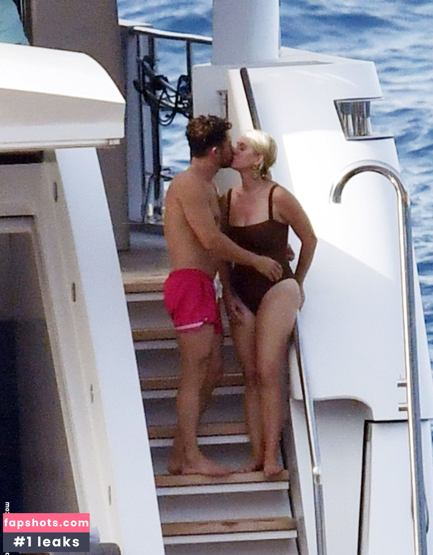 Katy Perry gallery photo #3480