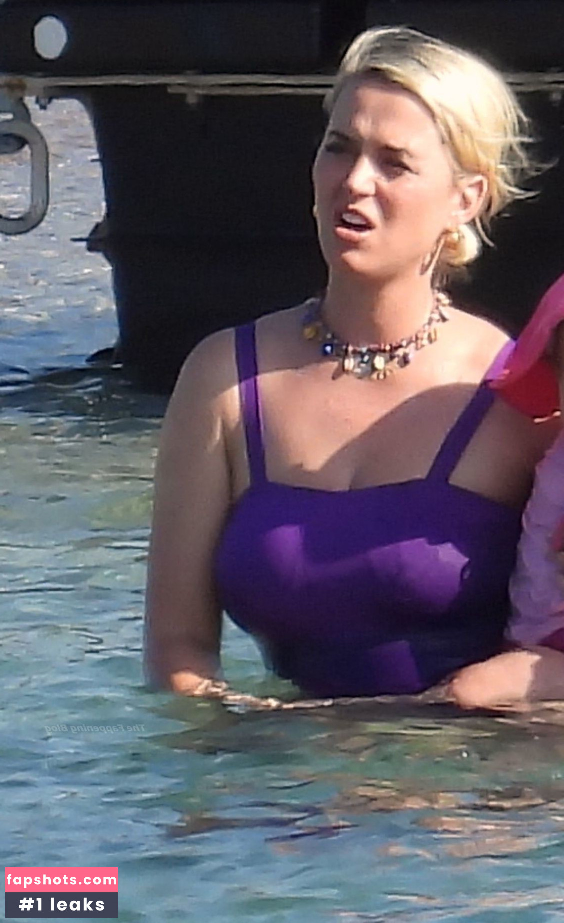 Katy Perry gallery photo #3523