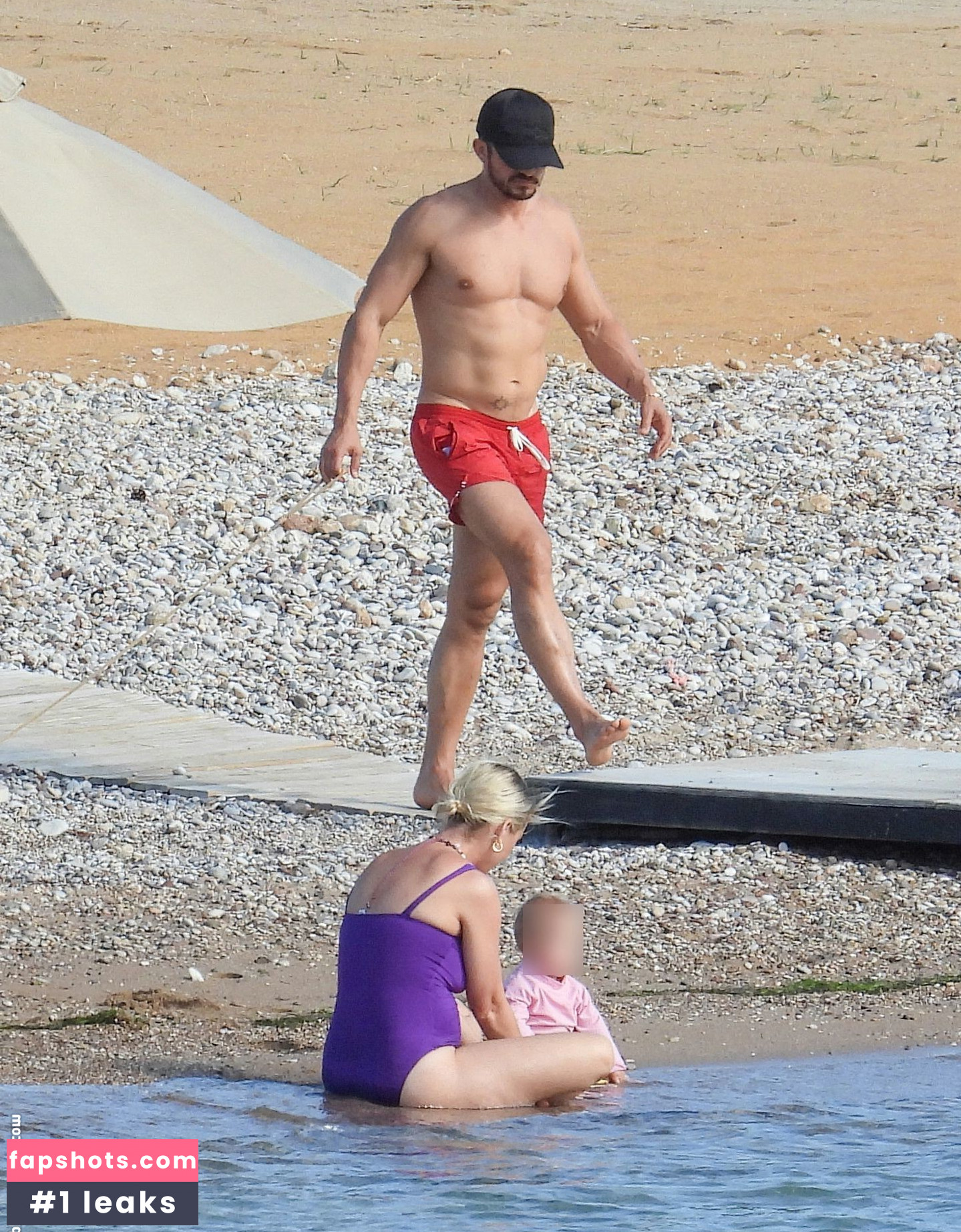 Katy Perry gallery photo #3528