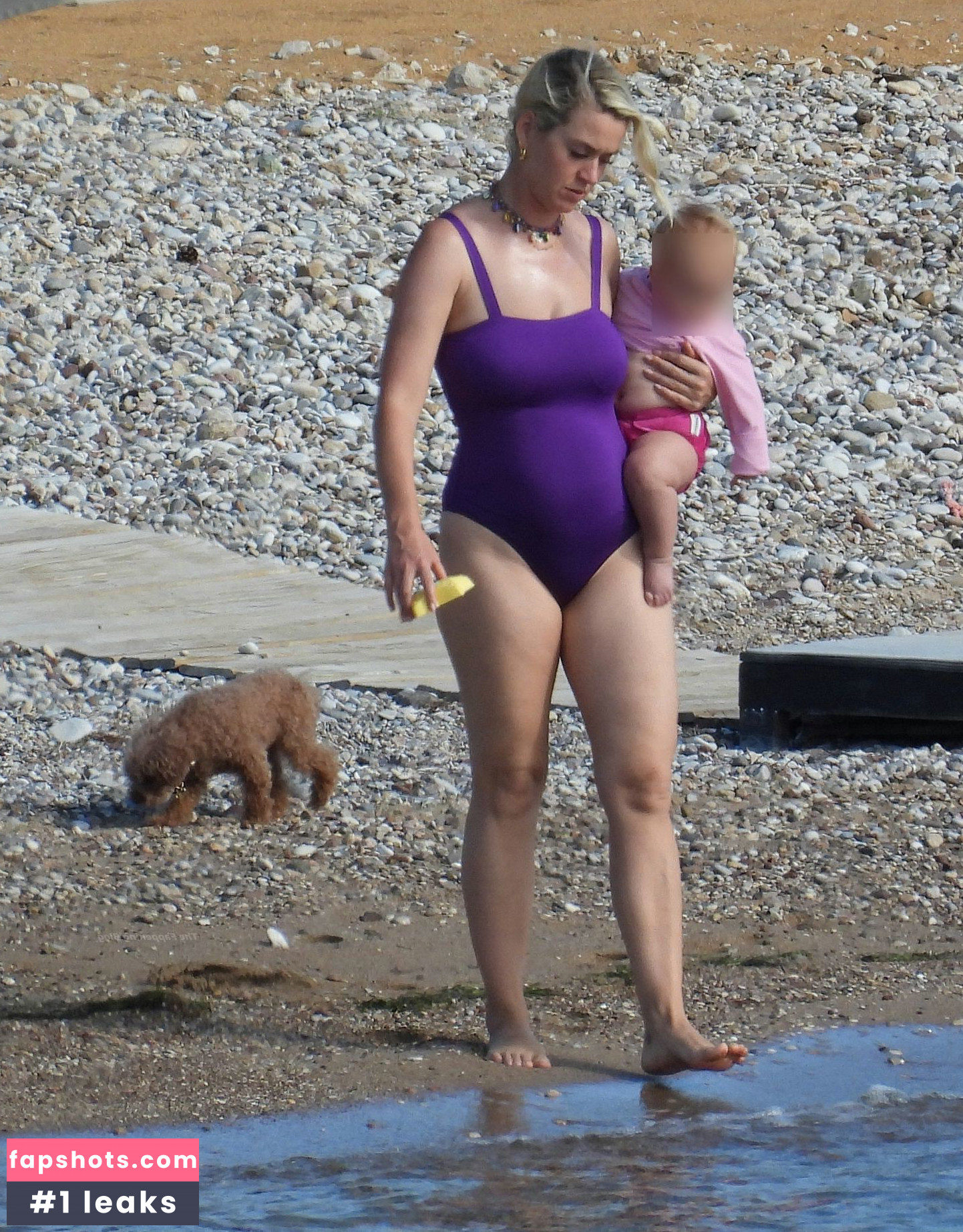 Katy Perry gallery photo #3530