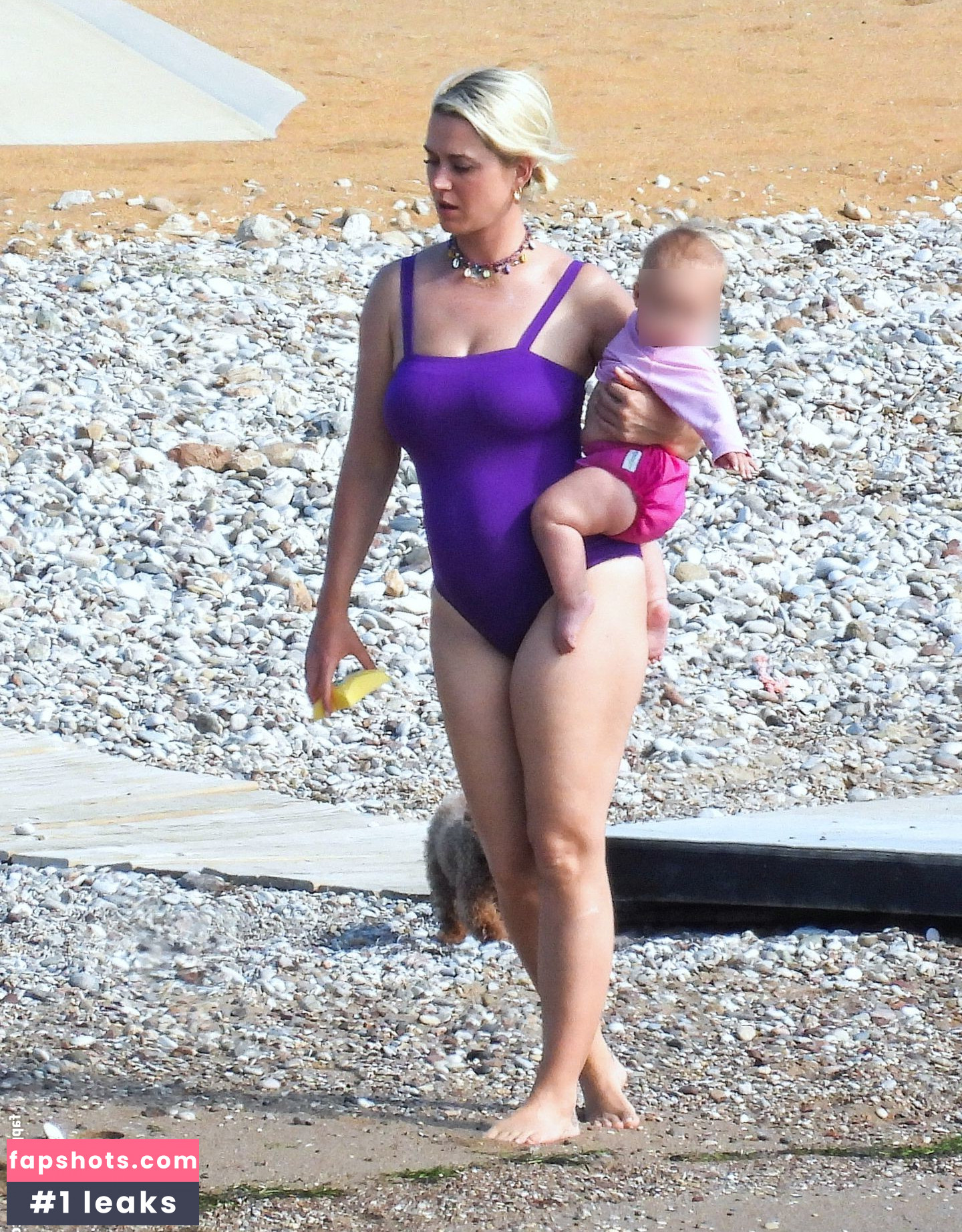 Katy Perry gallery photo #3531