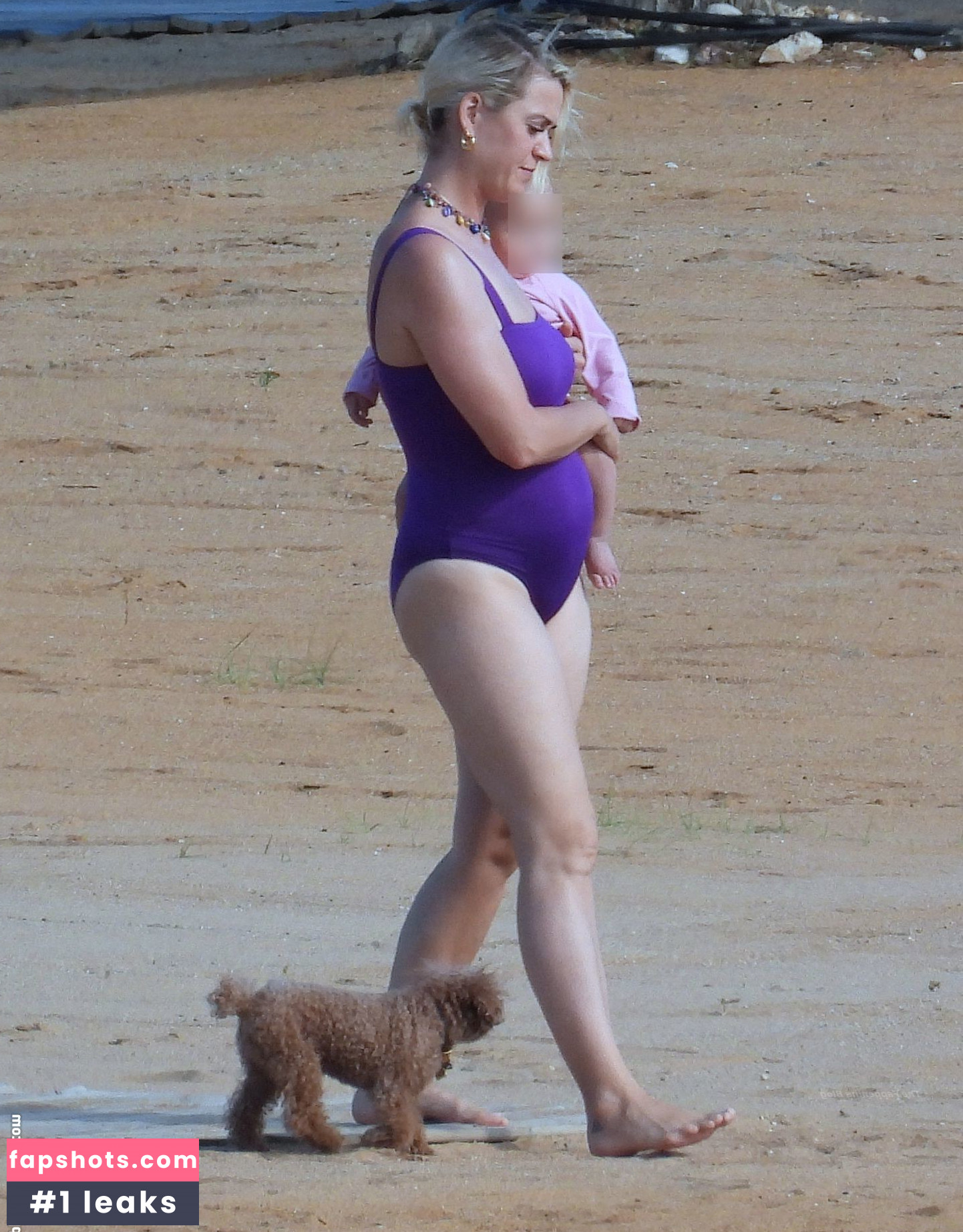 Katy Perry gallery photo #3535