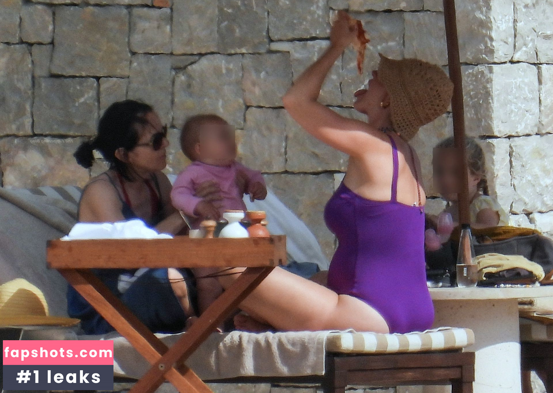 Katy Perry gallery photo #3549