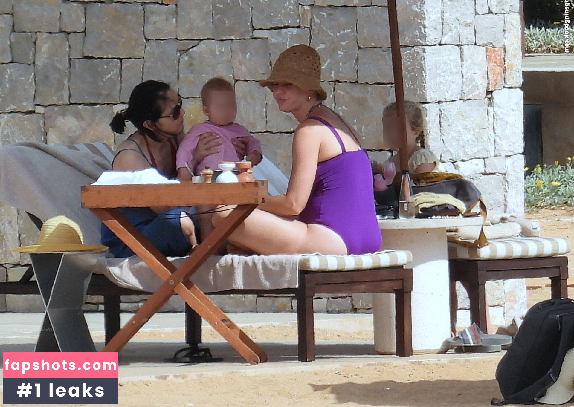 Katy Perry gallery photo #3550