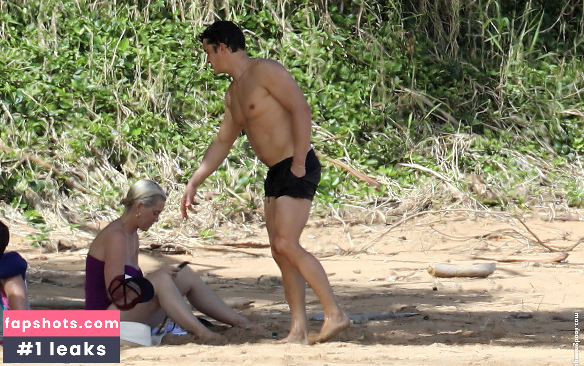 Katy Perry gallery photo #3683