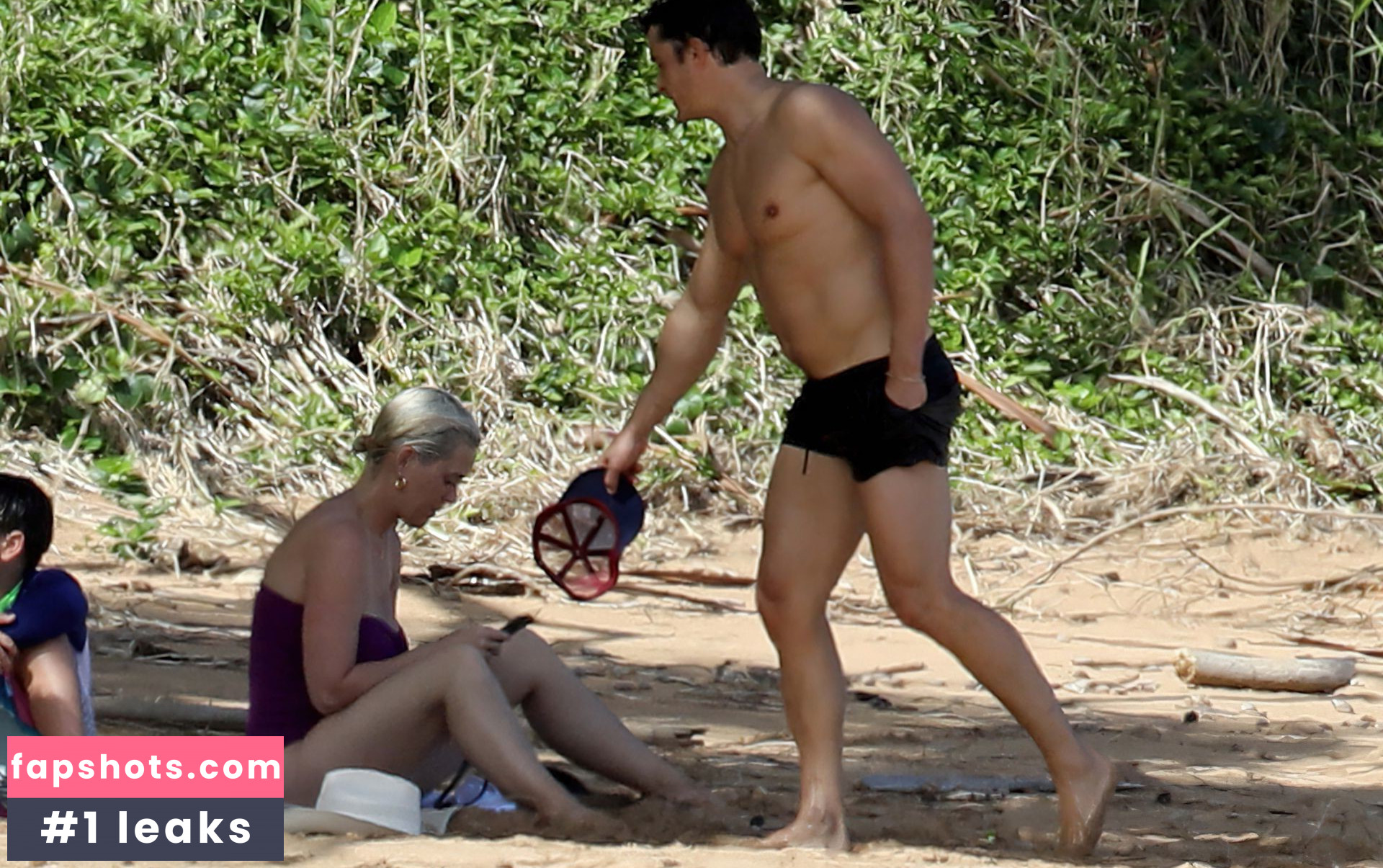 Katy Perry gallery photo #3684