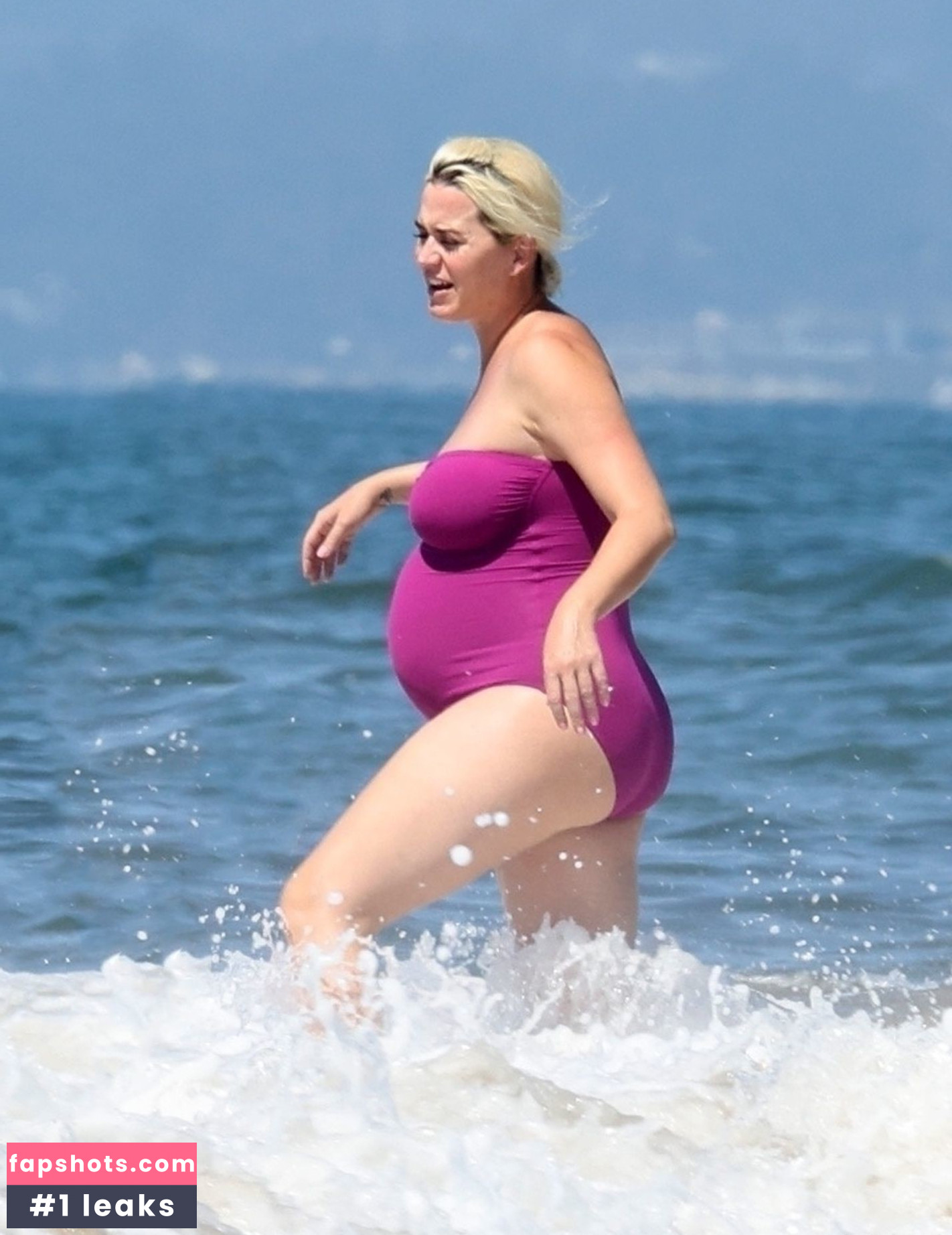 Katy Perry gallery photo #3702