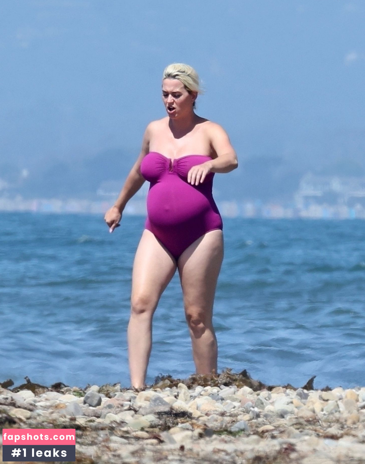 Katy Perry gallery photo #3705