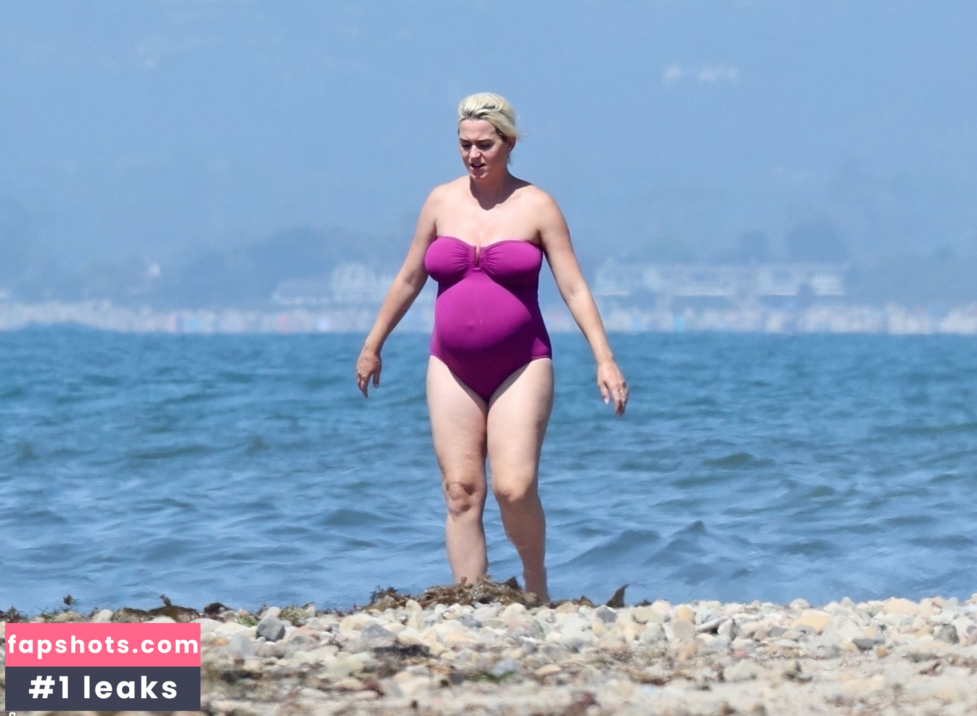 Katy Perry gallery photo #3711