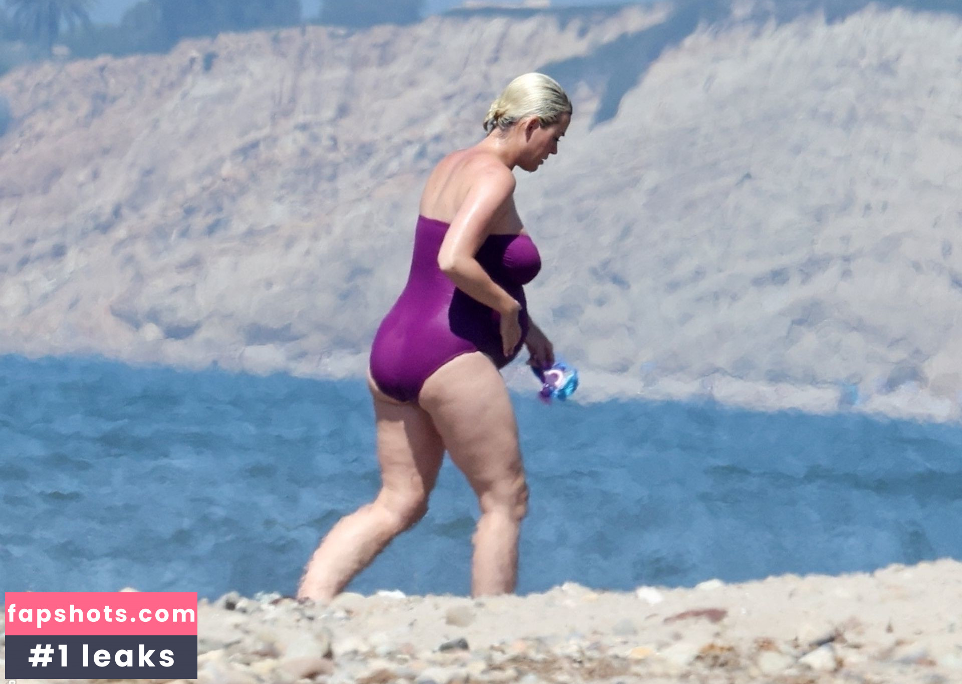 Katy Perry gallery photo #3728