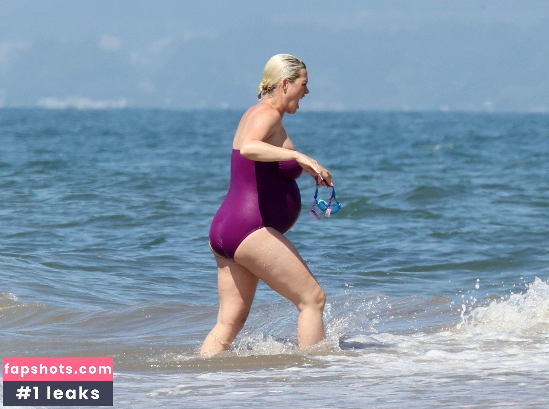 Katy Perry gallery photo #3735