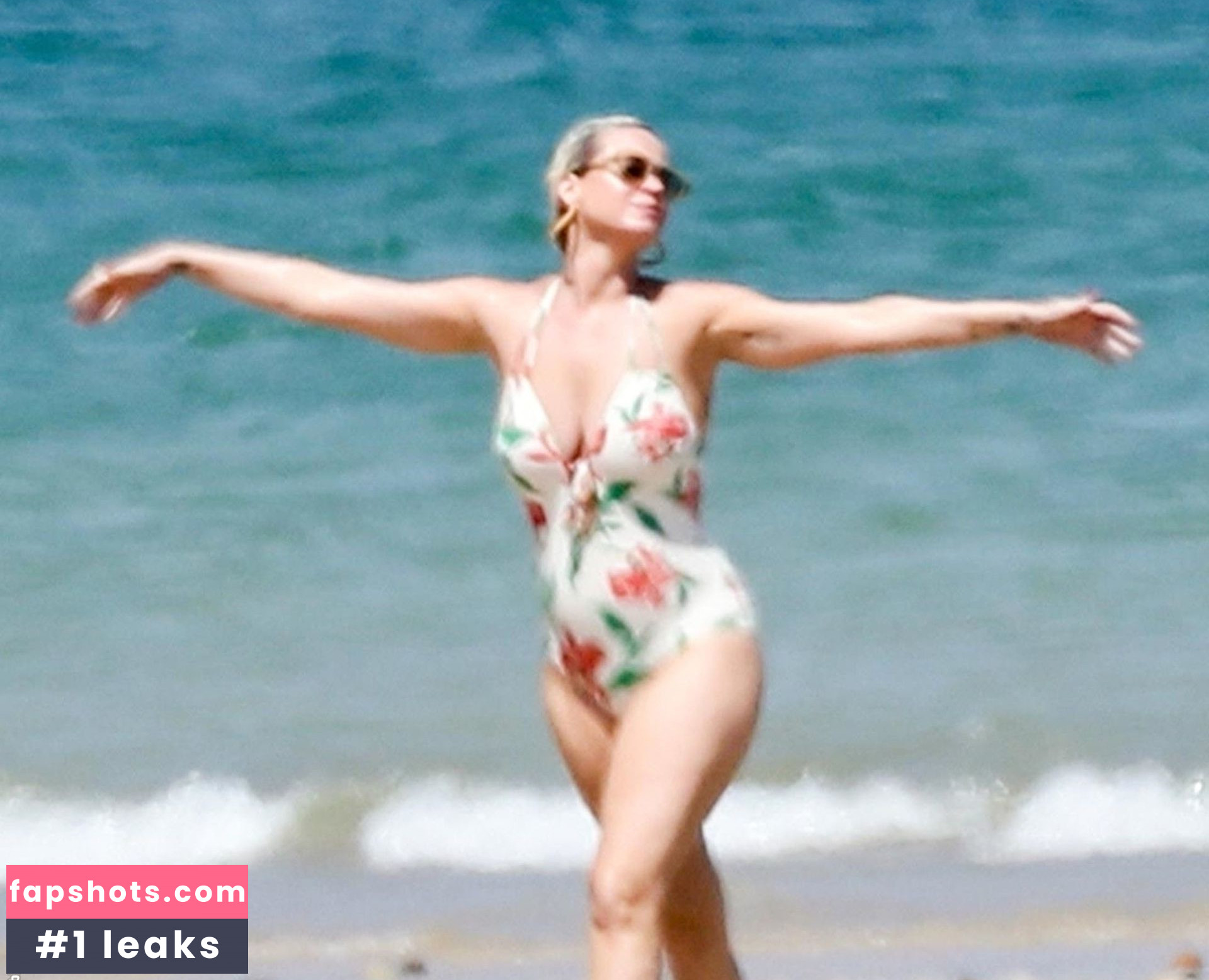 Katy Perry gallery photo #4221