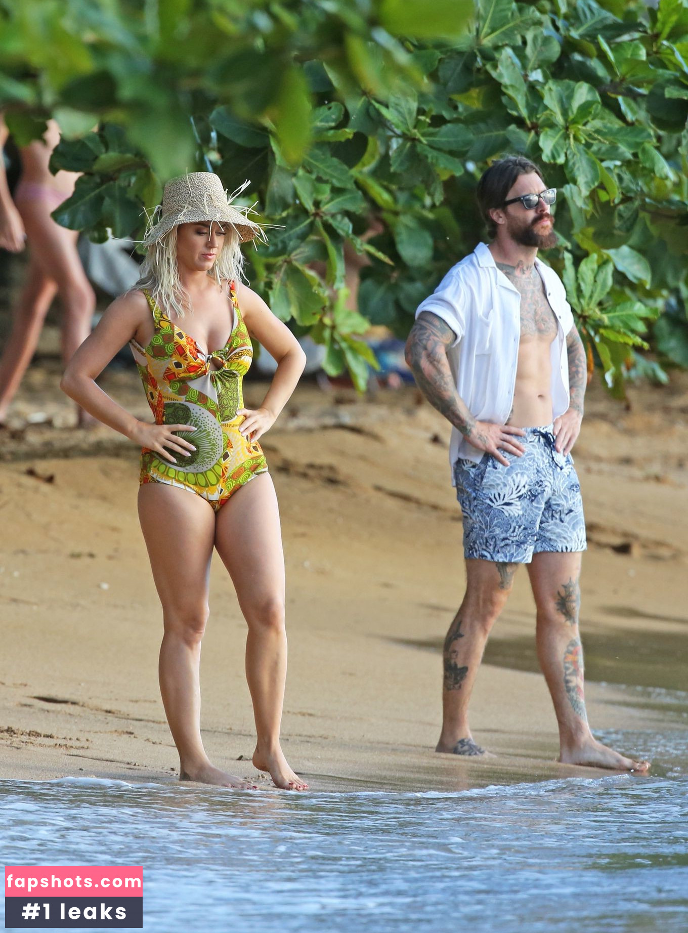 Katy Perry gallery photo #4250