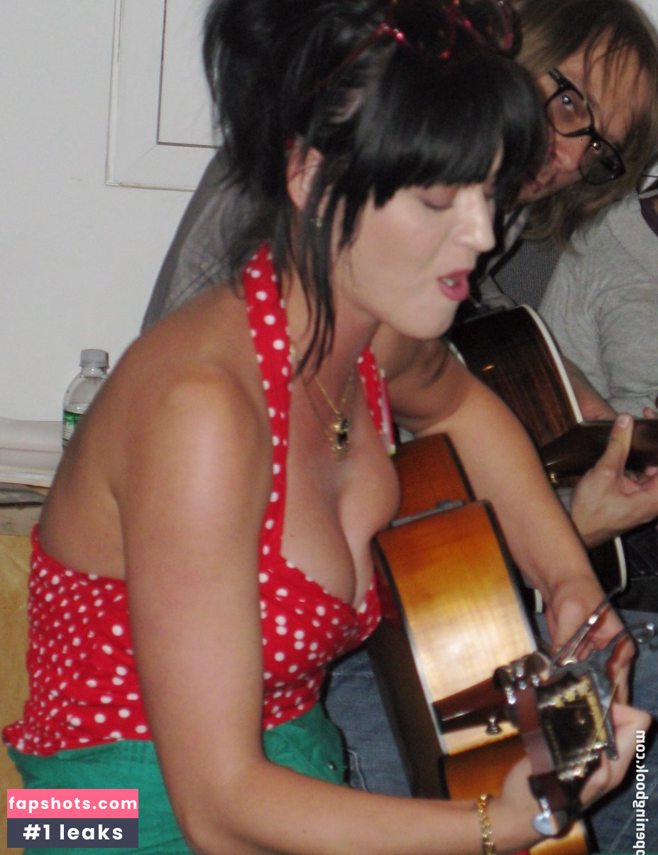 Katy Perry gallery photo #4401