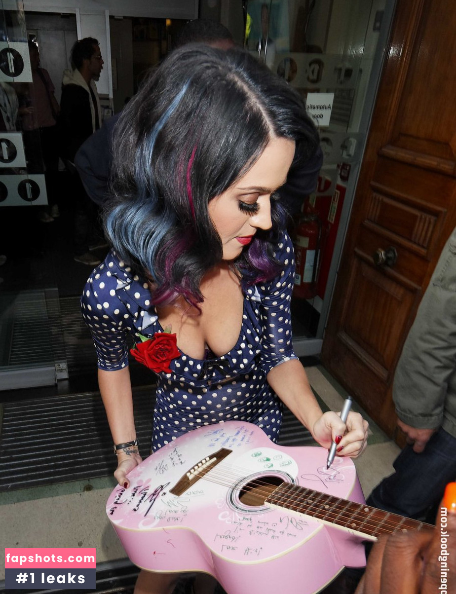 Katy Perry gallery photo #4653