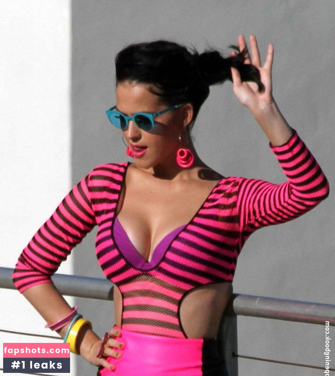 Katy Perry gallery photo #5087