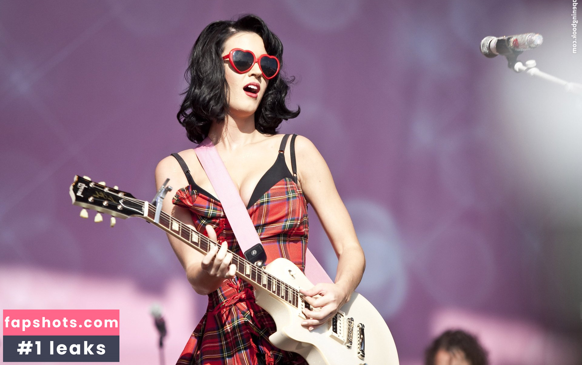 Katy Perry gallery photo #5140