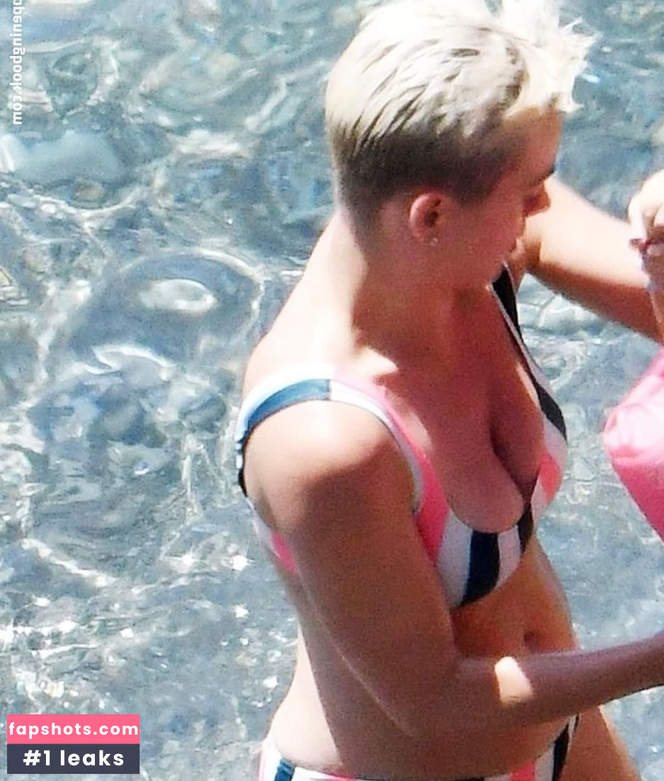 Katy Perry gallery photo #5156