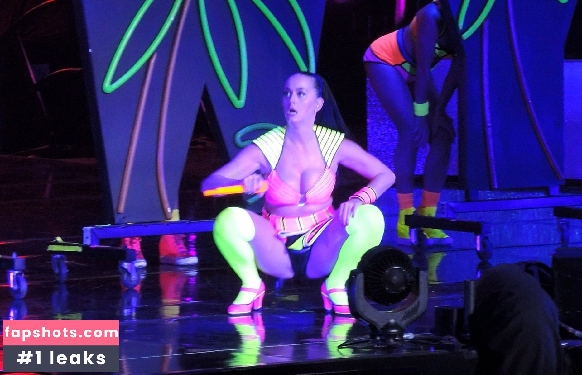 Katy Perry gallery photo #5361