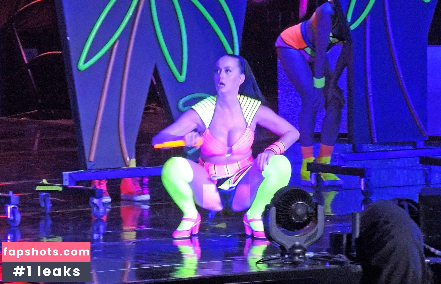 Katy Perry gallery photo #5365