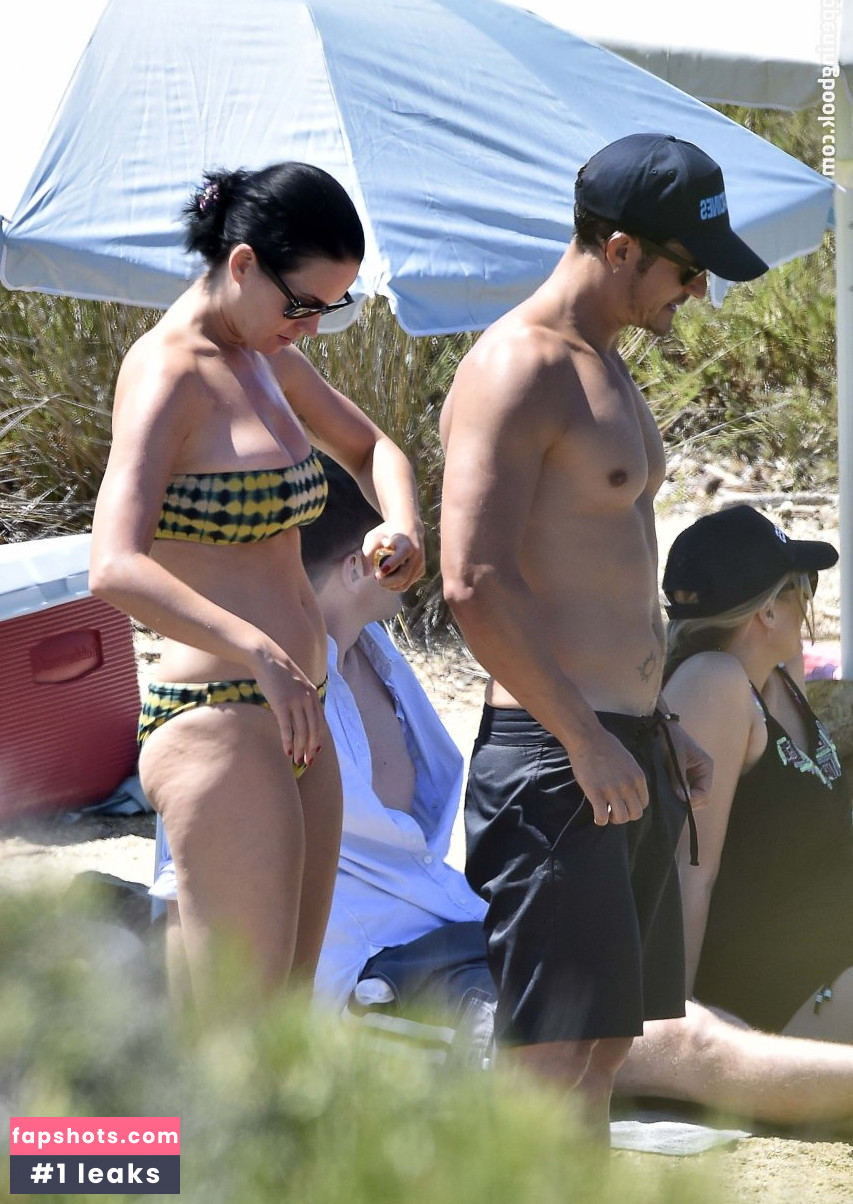 Katy Perry gallery photo #5389