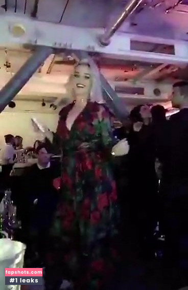 Katy Perry gallery photo #5468