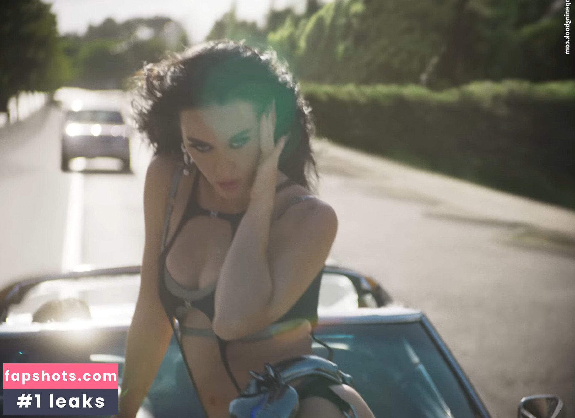 Katy Perry gallery photo #556