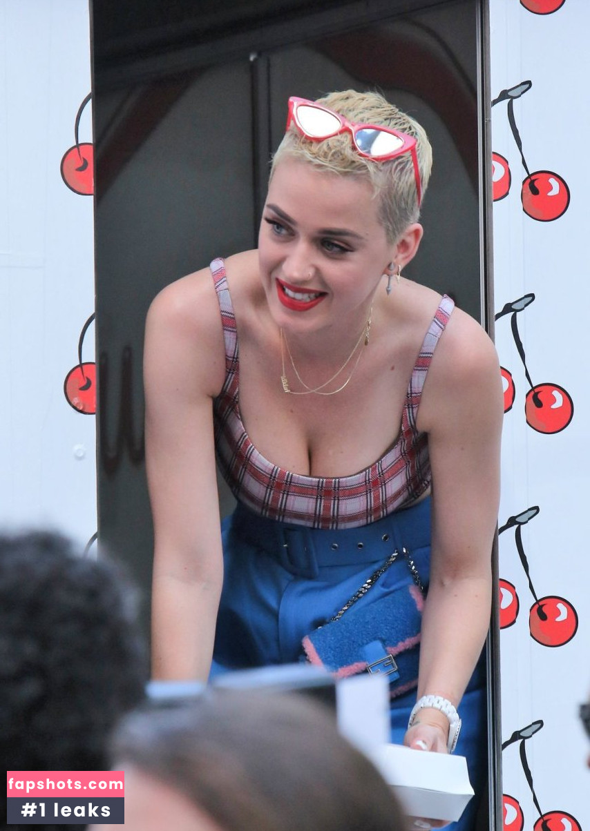 Katy Perry gallery photo #5614