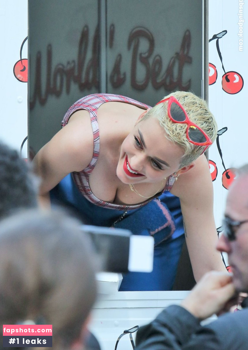 Katy Perry gallery photo #5615