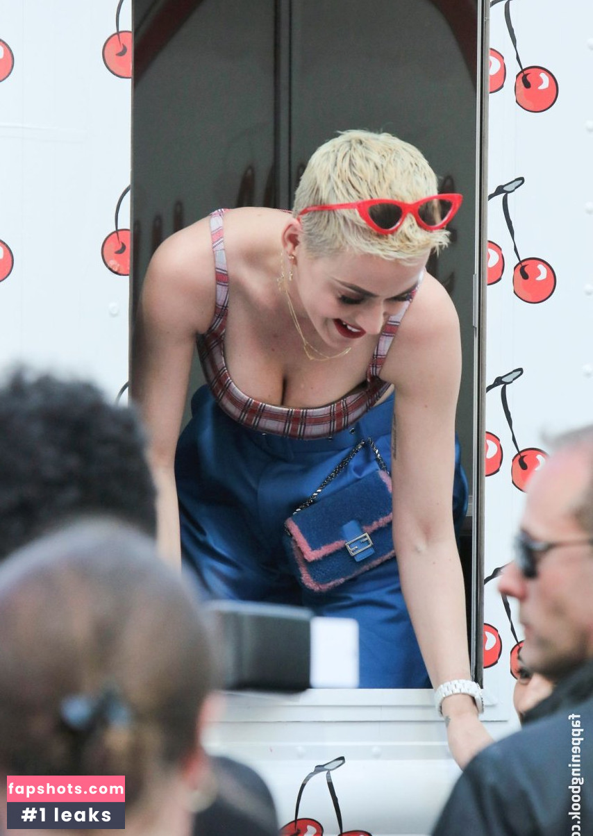 Katy Perry gallery photo #5616
